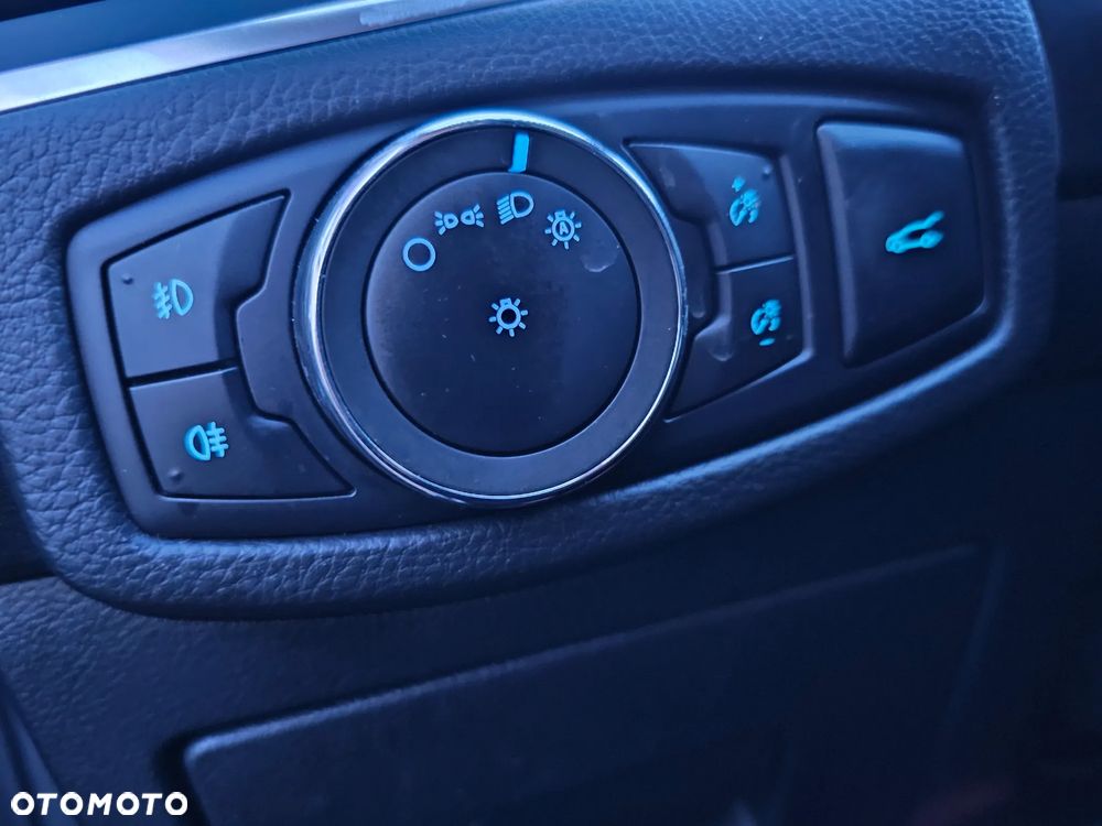 Ford S-Max 2.0 TDCi Titanium PowerShift - 31