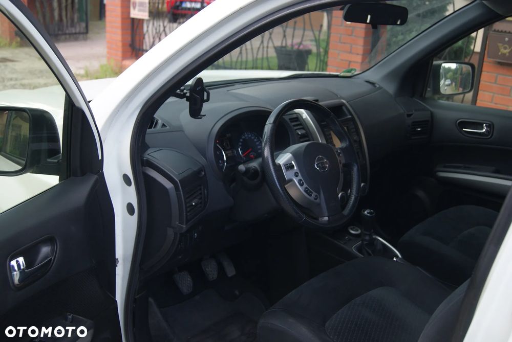 Nissan X-Trail 2.0 dCi 4x4 DPF LE - 9