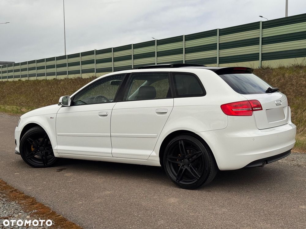 Audi A3 Sportback 2.0 TDI DPF S line Sportpaket - 14
