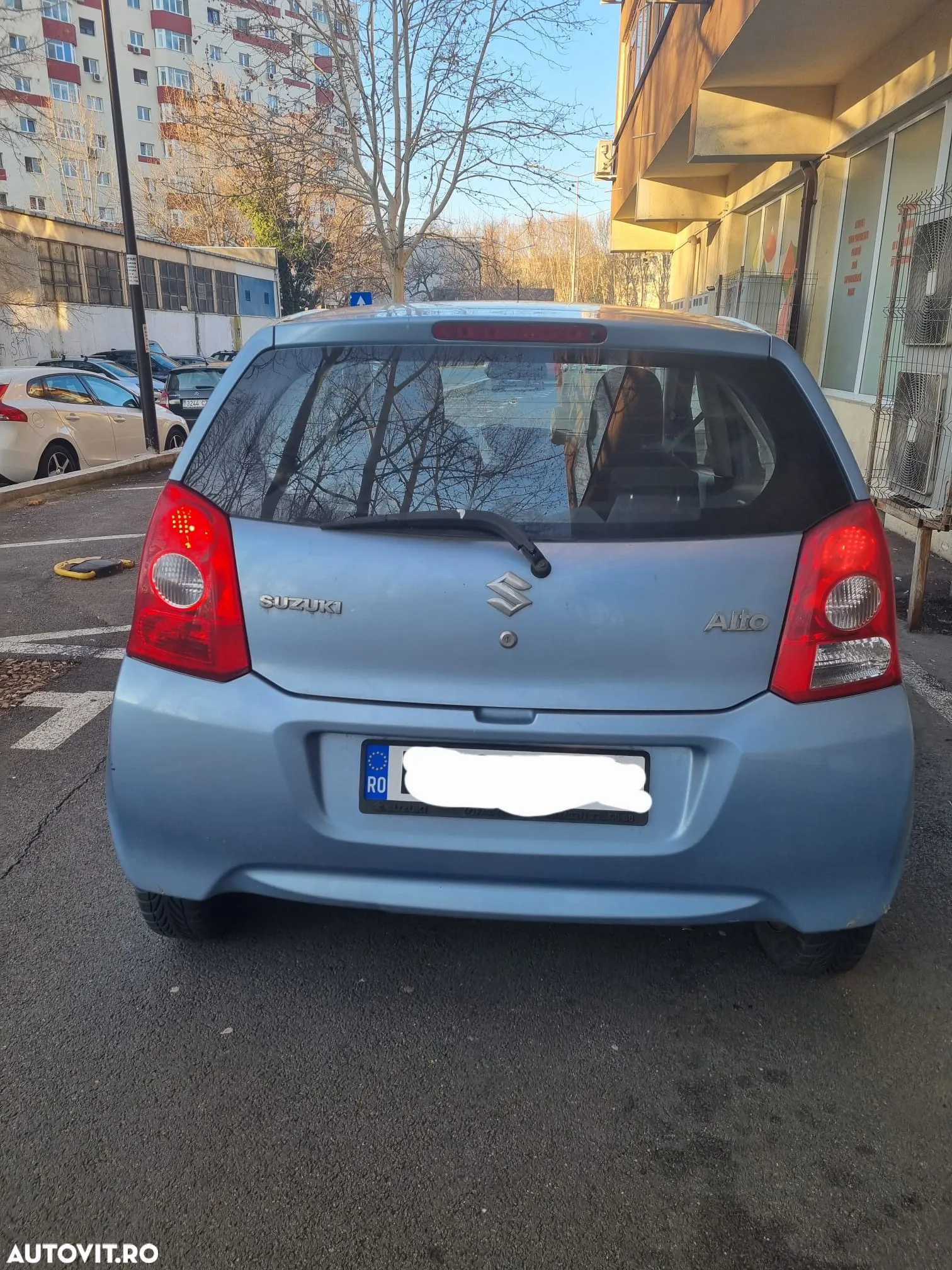 Suzuki Alto - 2