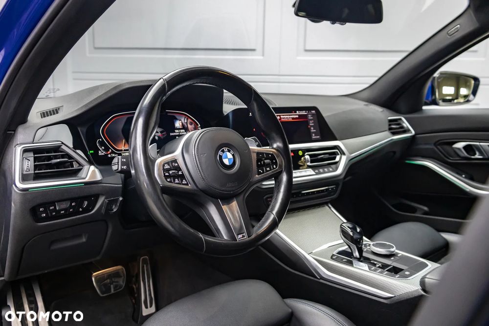 BMW Seria 3 320d xDrive M Sport sport - 8