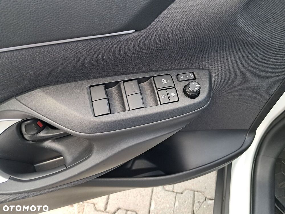 Toyota Yaris Cross Hybrid 1.5 Comfort 4x4 - 24