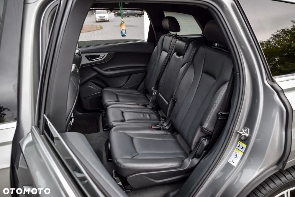Audi Q7 - 37