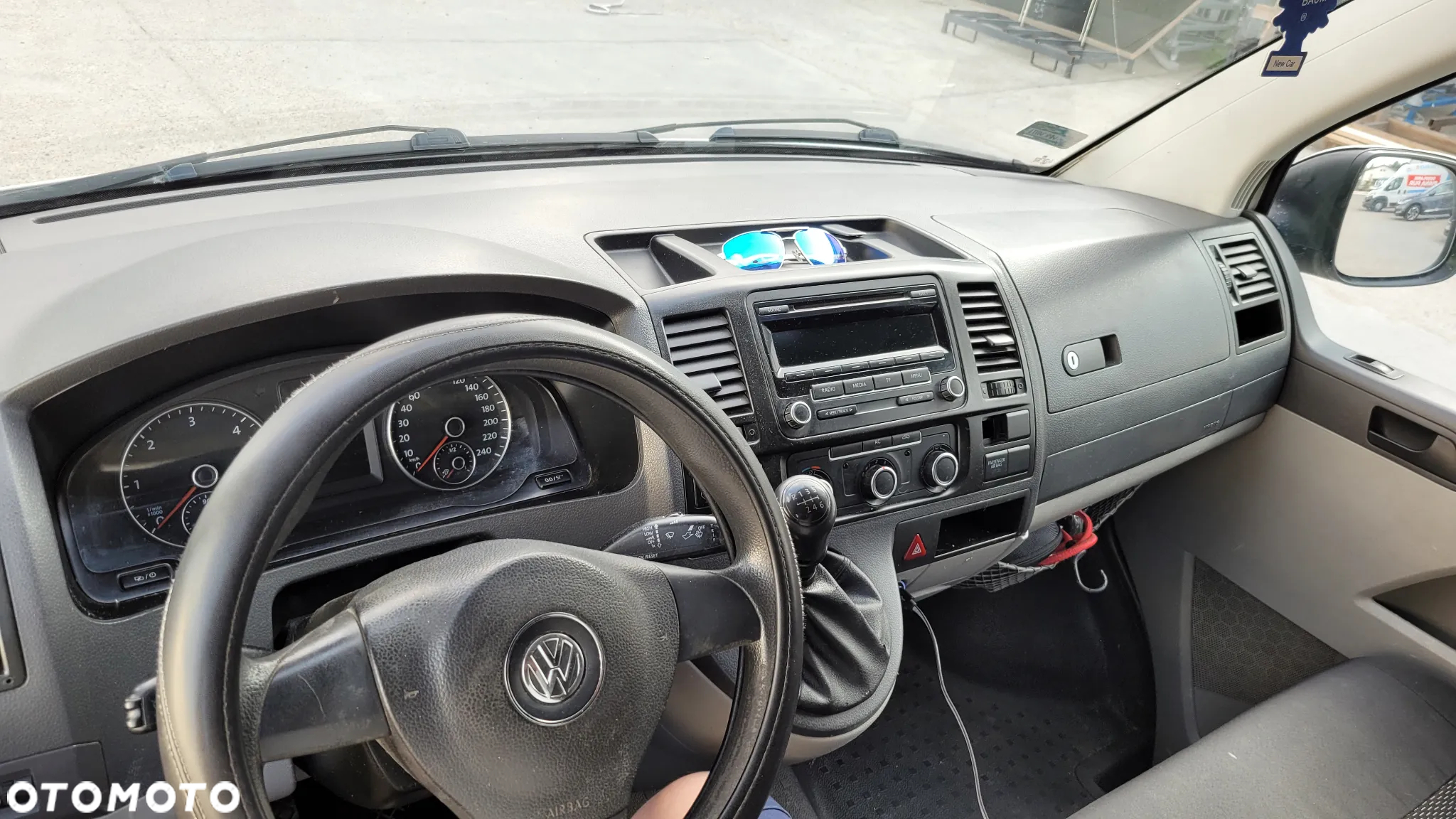 Volkswagen Transporter - 9