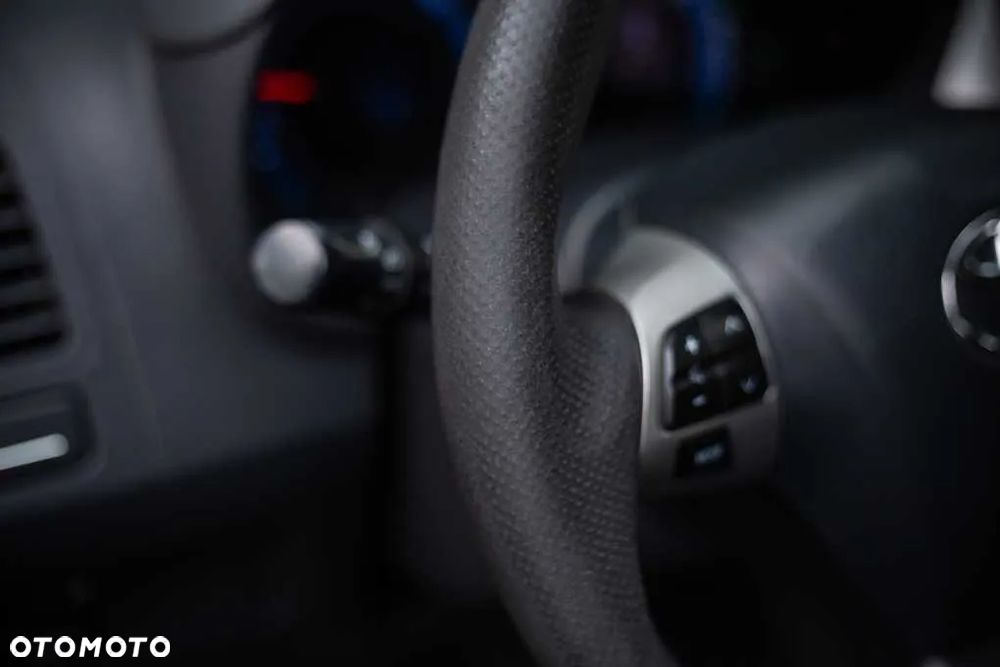 Toyota Auris 1.8 Travel - 14