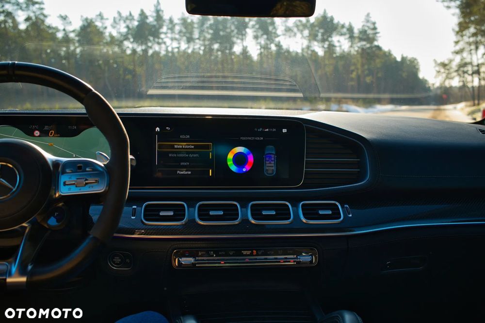 Mercedes-Benz GLE - 10