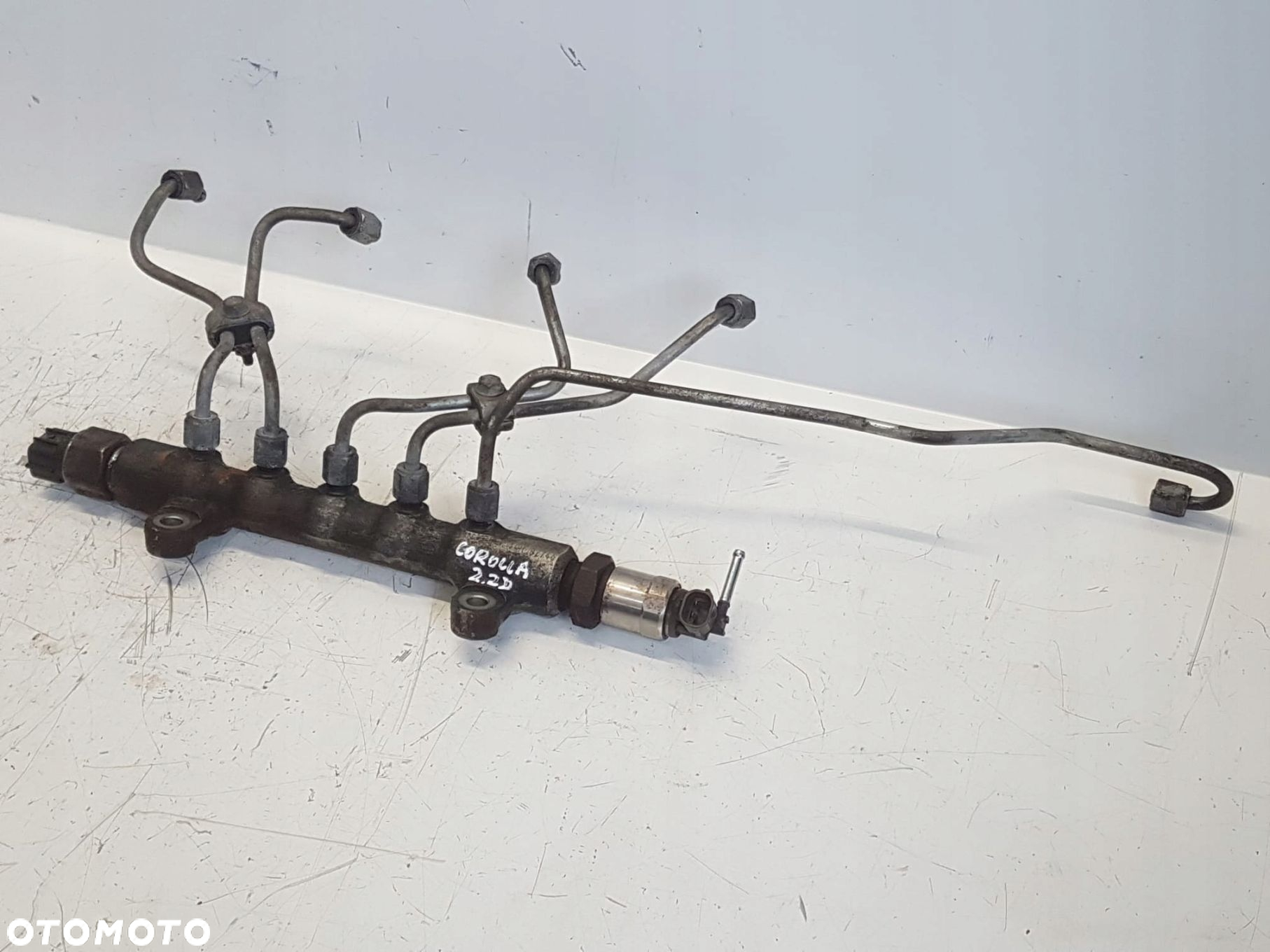 TOYOTA COROLLA VERSO 04- 2.2D LISTWA WTRYSKOWA - 3
