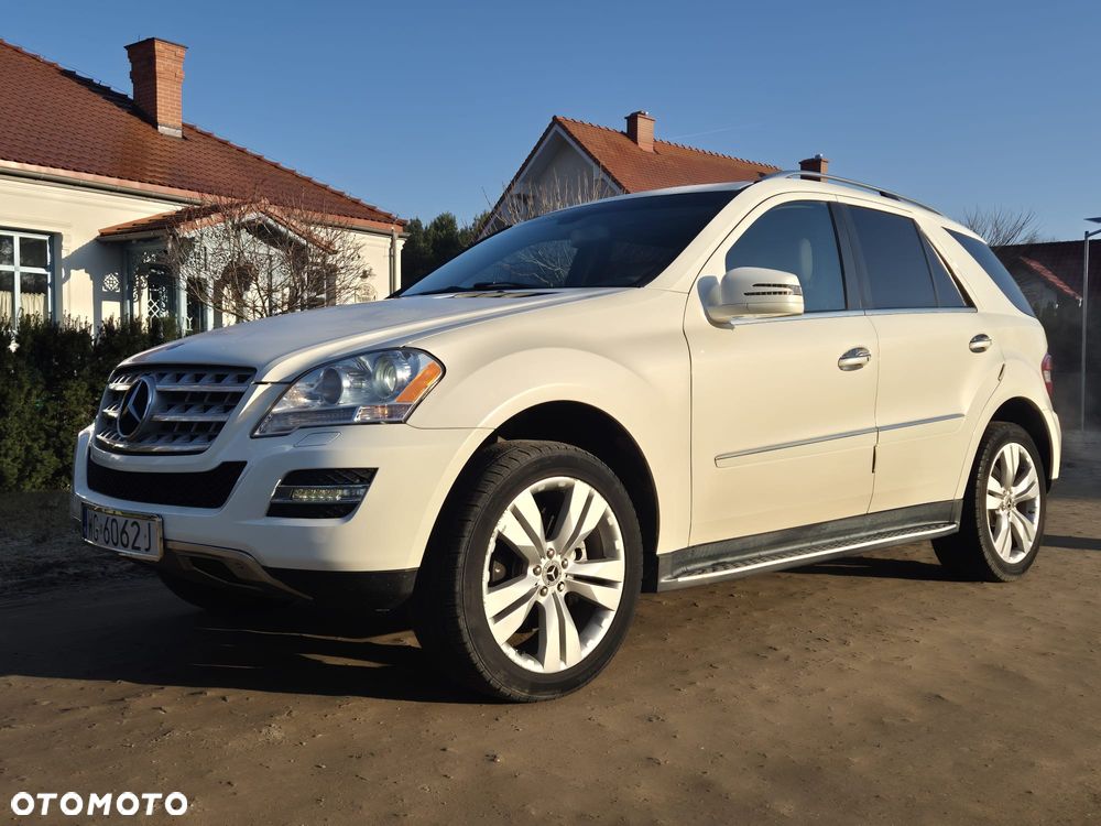 Mercedes-Benz ML 350 4Matic 7G-TRONIC Grand Edition - 33