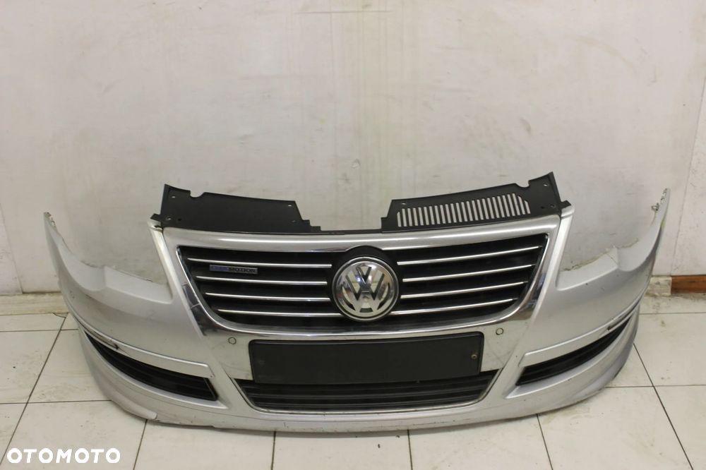 ZDERZAK PRZÓD PDC VW PASSAT B6 R-LINE BLUEMOTION 2005R- LA7W - 1