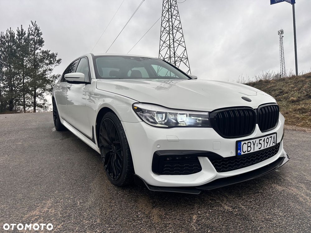 BMW Seria 7 740Li xDrive - 9