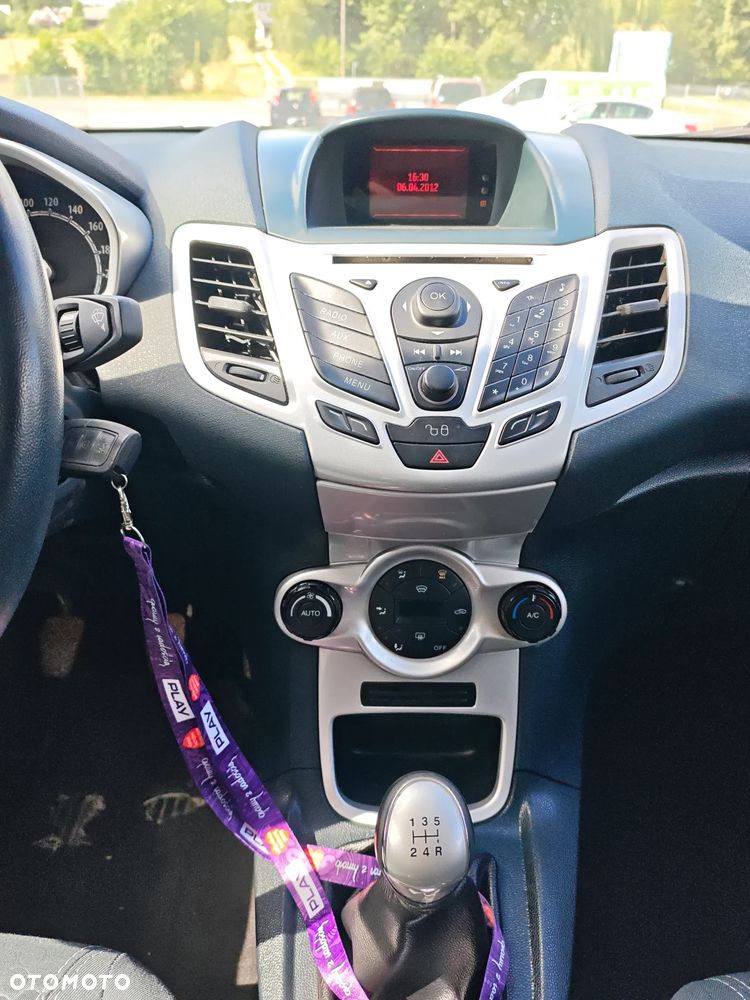 Ford Fiesta - 13