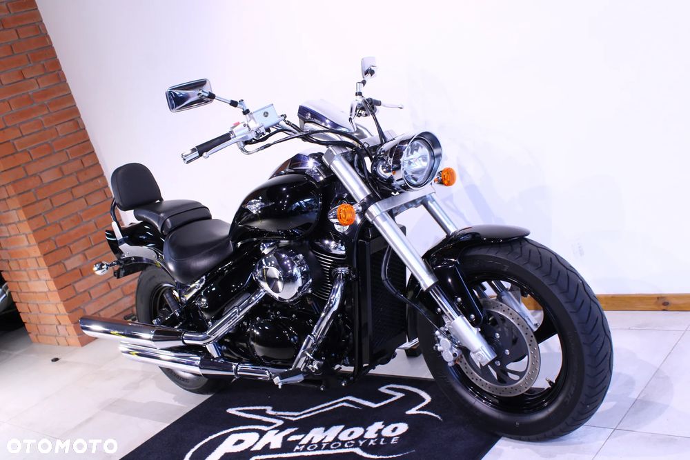 Suzuki Intruder - 4