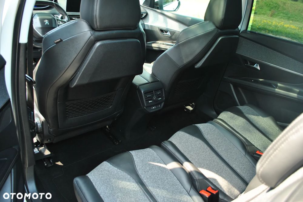 Peugeot 5008 1.5 BlueHDi Allure S&S EAT8 - 9