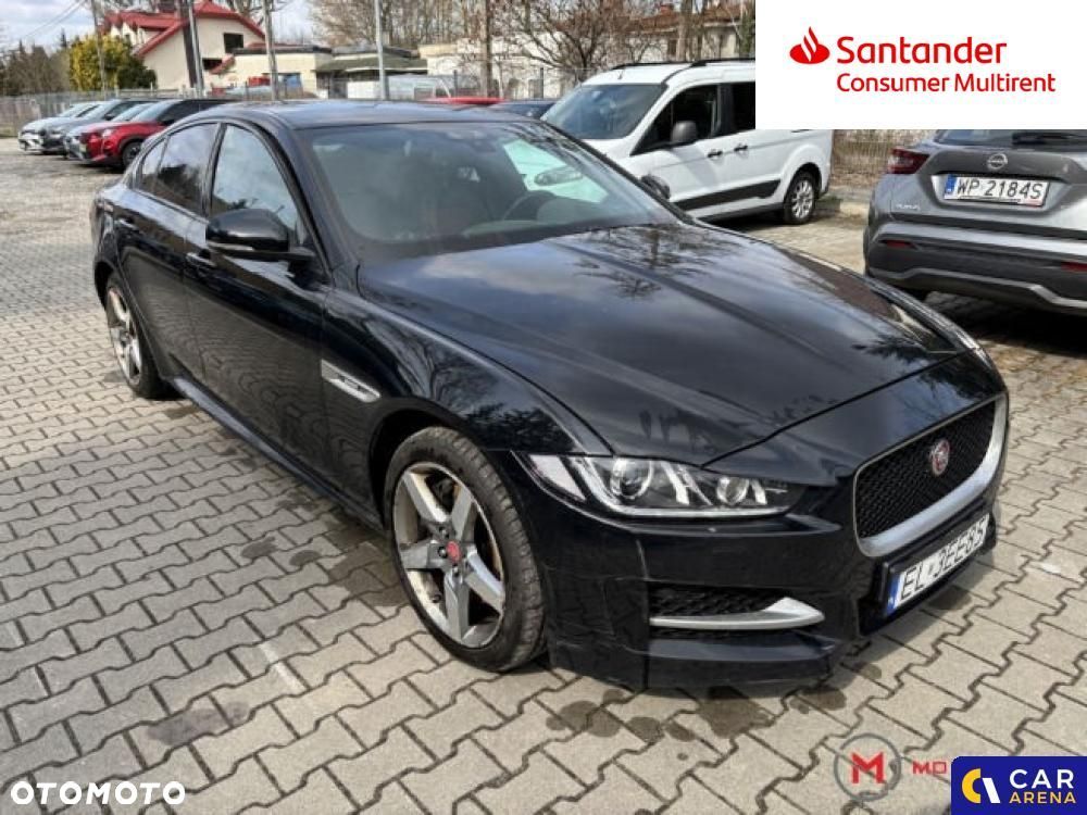 Jaguar XE - 1