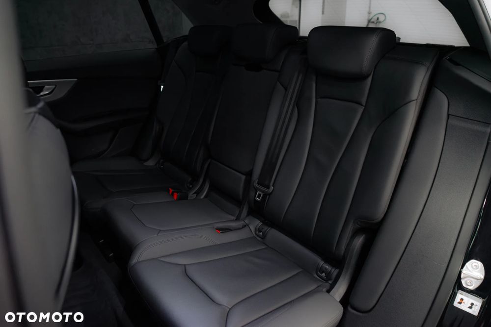Audi Q8 - 5