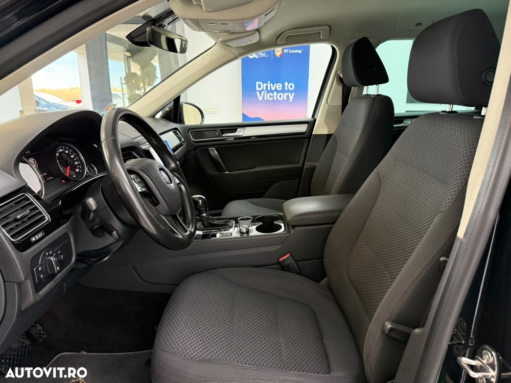 VOLKSWAGEN Touareg 2016 — imagine 19
