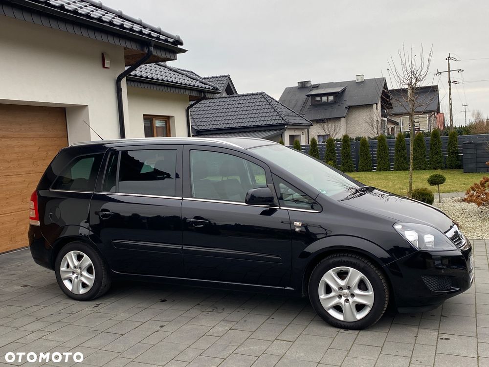 Opel Zafira 1.8 Design Edition - 5