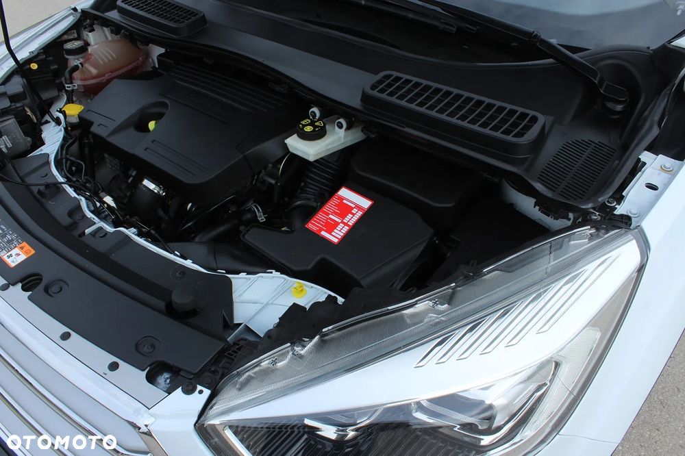 Ford Kuga - 38