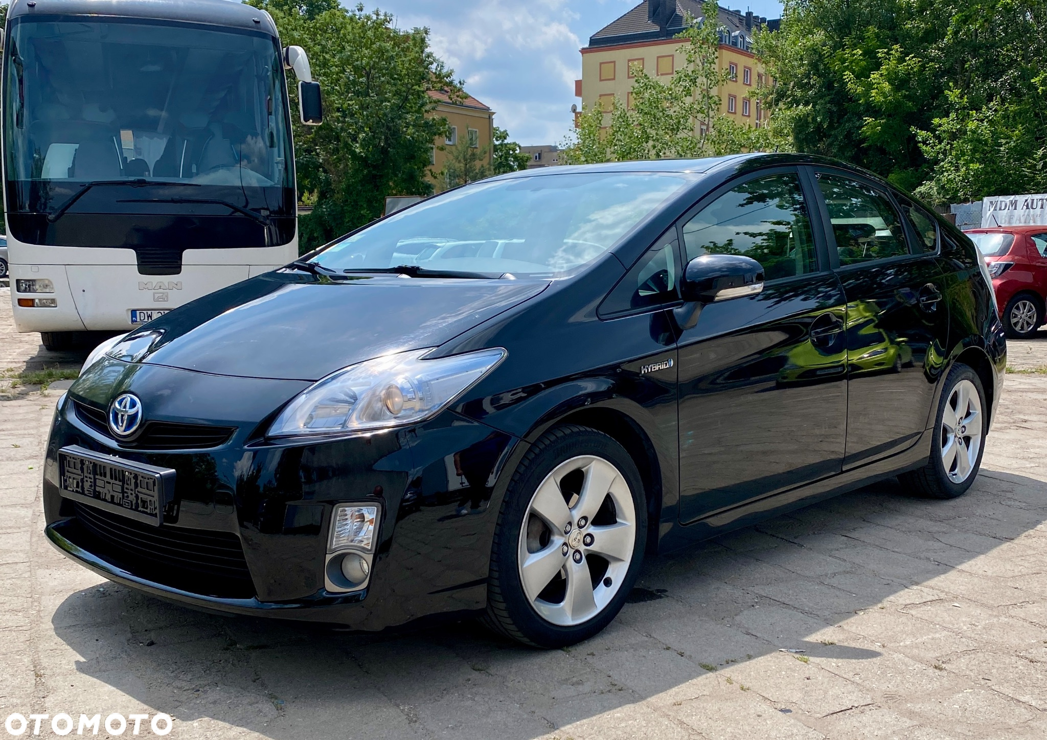 Toyota Prius (Hybrid) Life - 7