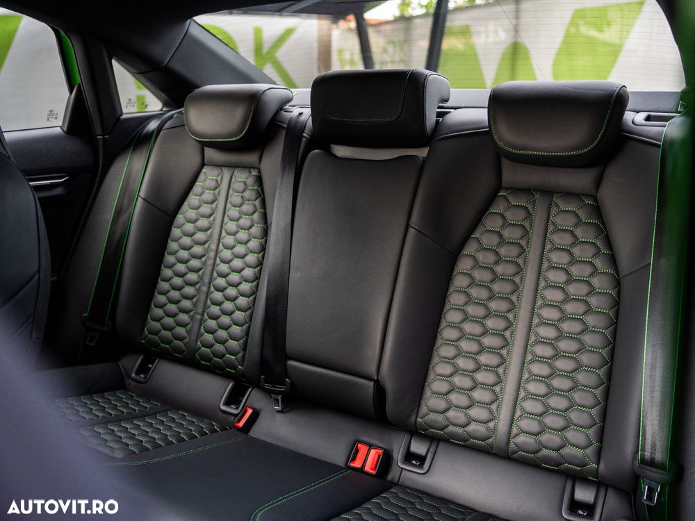 Audi RS3 TFSI quattro S tronic - 38