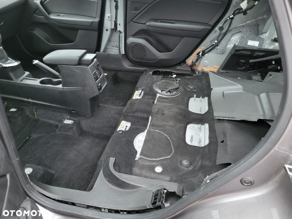 Renault Captur 1.0 TCe Zen - 28