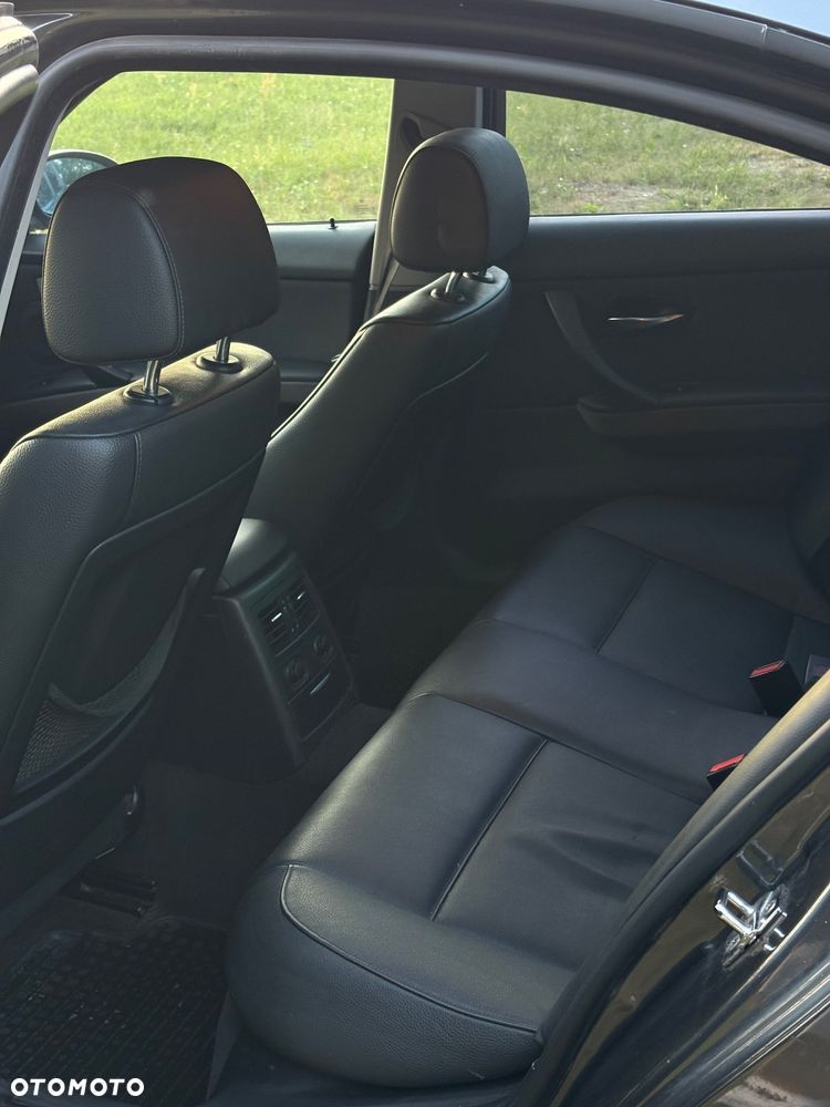 BMW Seria 3 - 12