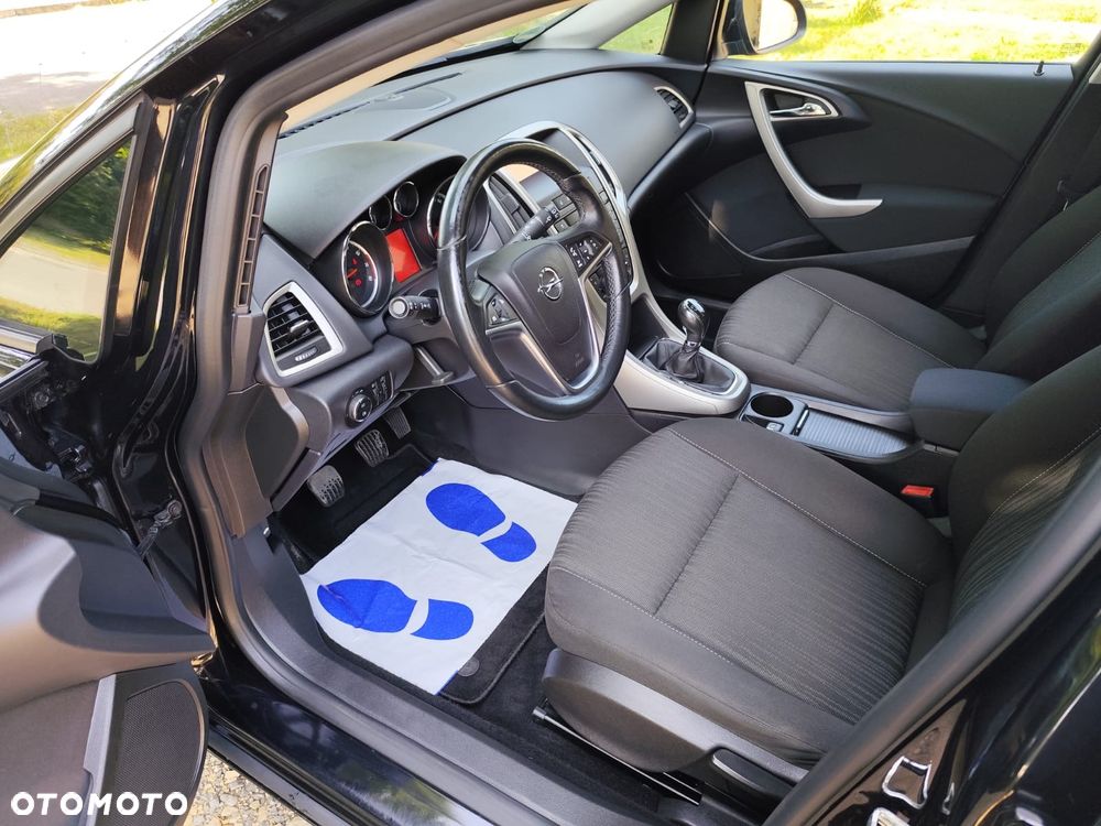 Opel Astra 1.4 Turbo Sports Tourer - 6