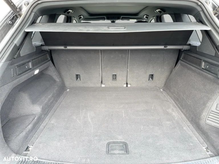 Volkswagen Touareg V6 TDI R-Style - 30