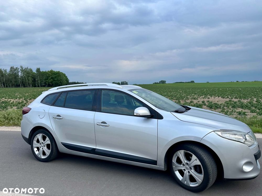 Renault Megane ENERGY dCi 110 Start & Stop Expression - 13
