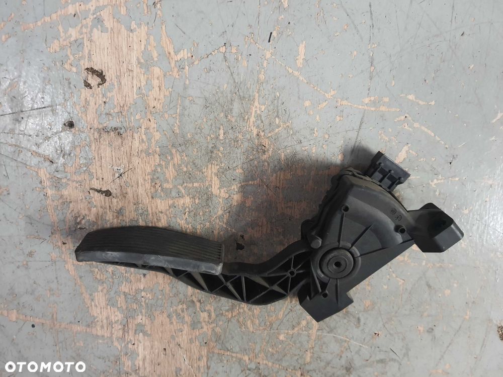 329E Potencjometr Gazu Saab 9-3 II 2.2D - 2