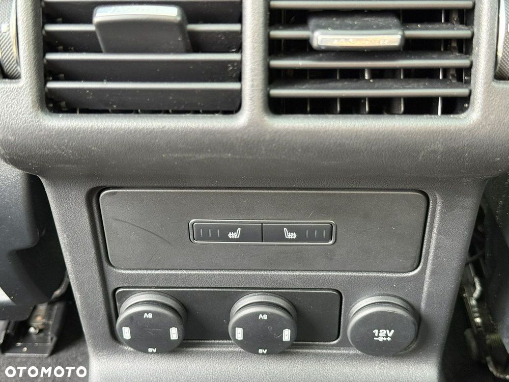 Jaguar F-Pace 2.0 i4D AWD R-Sport - 21