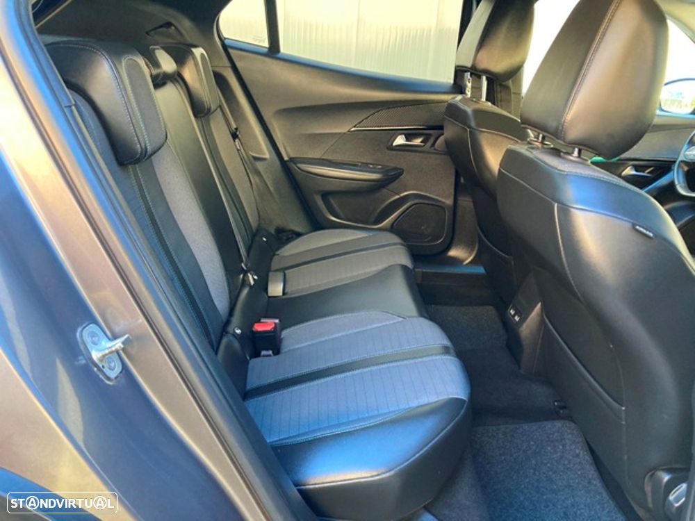 Peugeot 2008 1.2 PureTech Allure Pack - 35