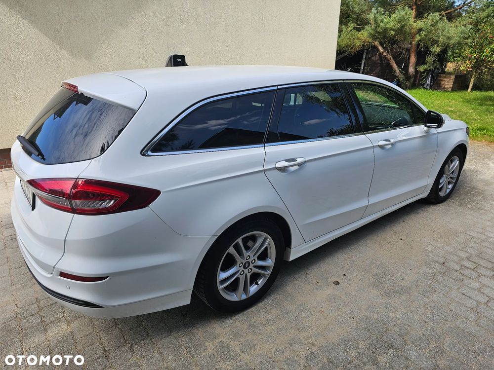 Ford Mondeo 2.0 TDCi Titanium PowerShift - 3