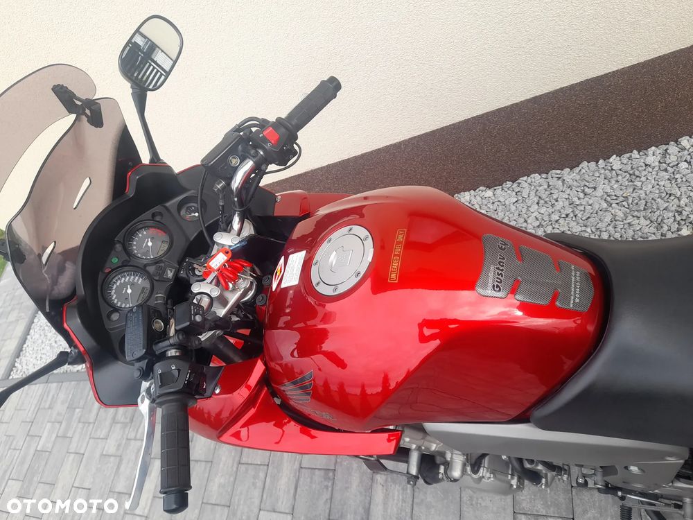 Honda CBF - 37