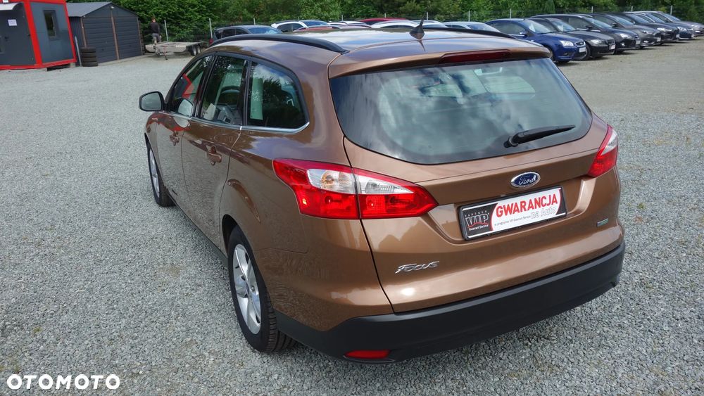 Ford Focus 1.0 EcoBoost Start-Stopp-System Champions Edition - 4