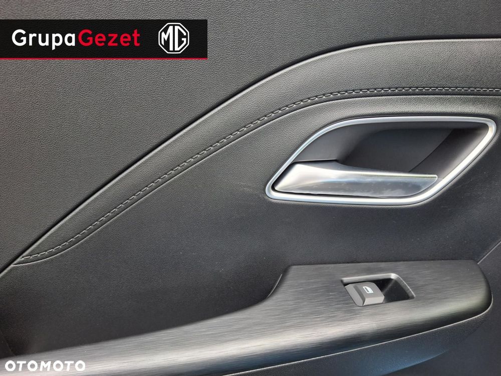 MG ZS - 15