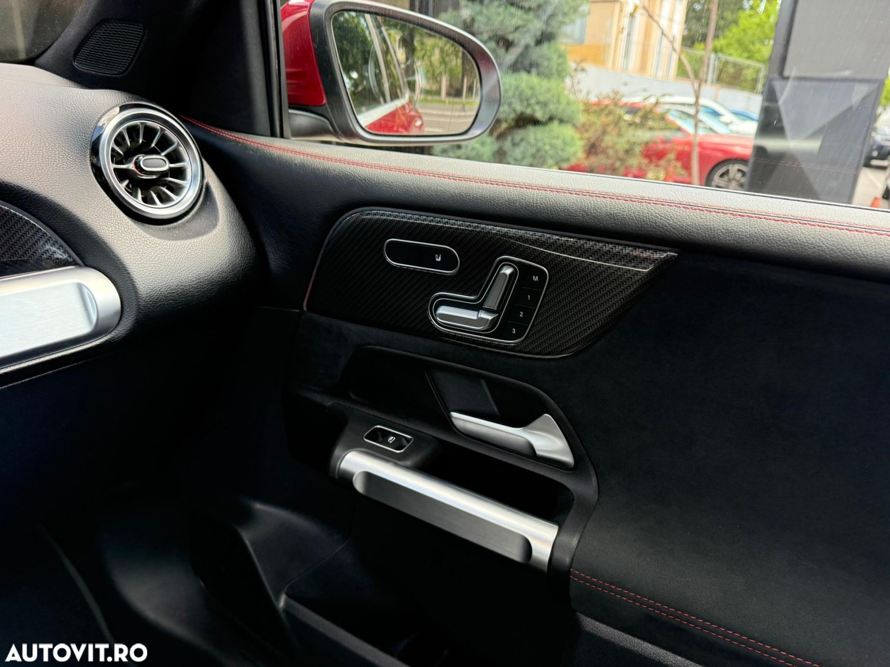 Mercedes-Benz GLB AMG 35 4MATIC Aut. - 13