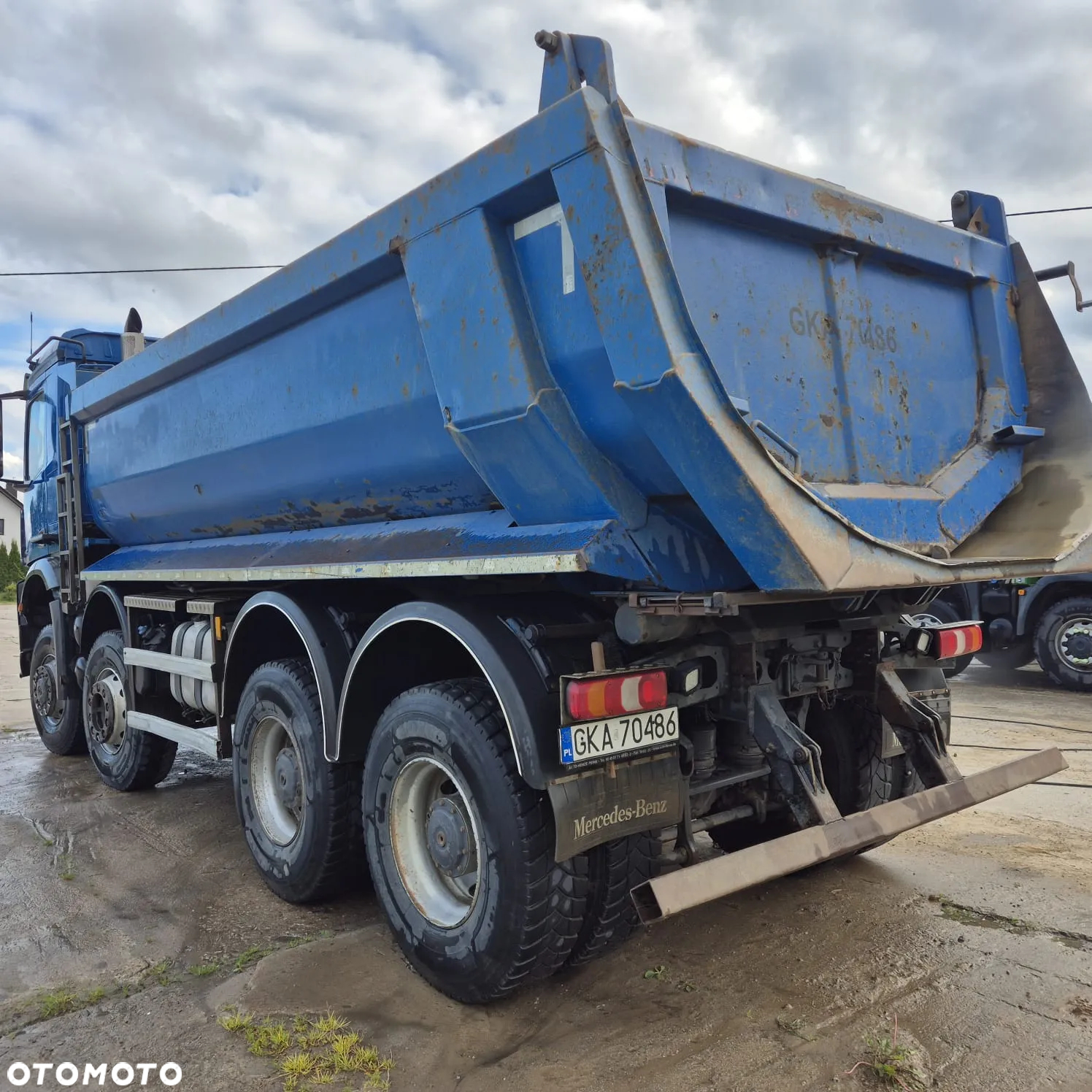 Mercedes-Benz AROCS - 4