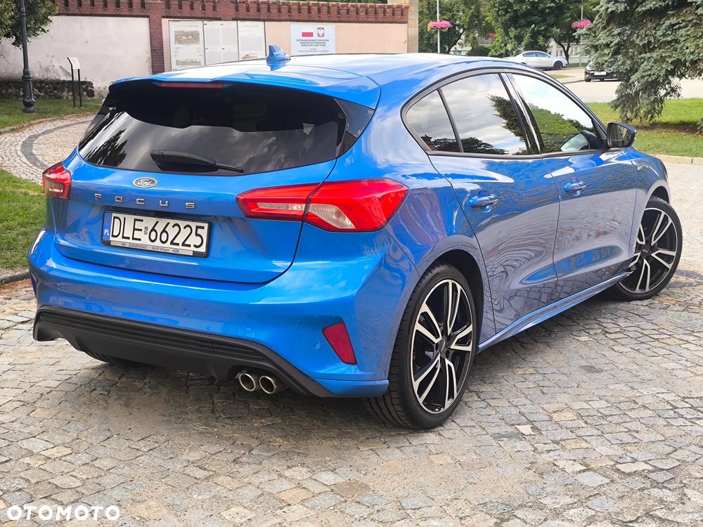 Ford Focus 1.5 EcoBoost ST-Line X - 19