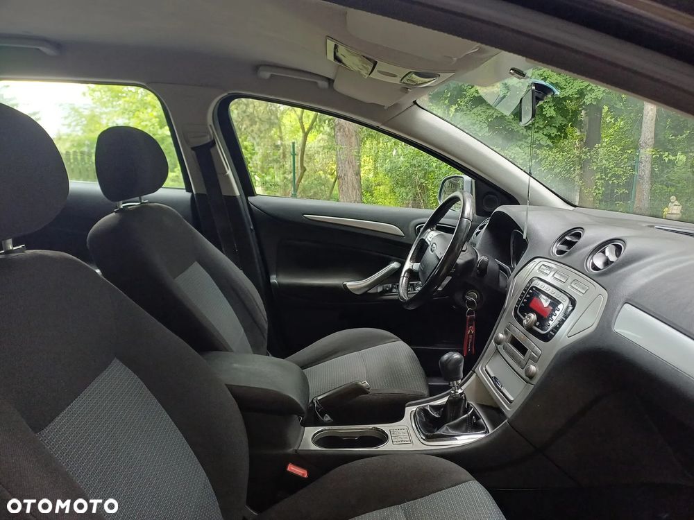 Ford Mondeo 2.0 TDCi Titanium - 13