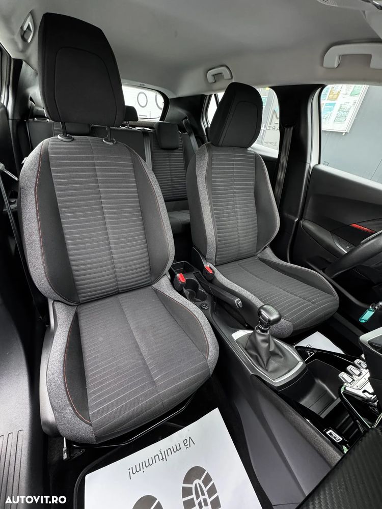 Peugeot 2008 - 15
