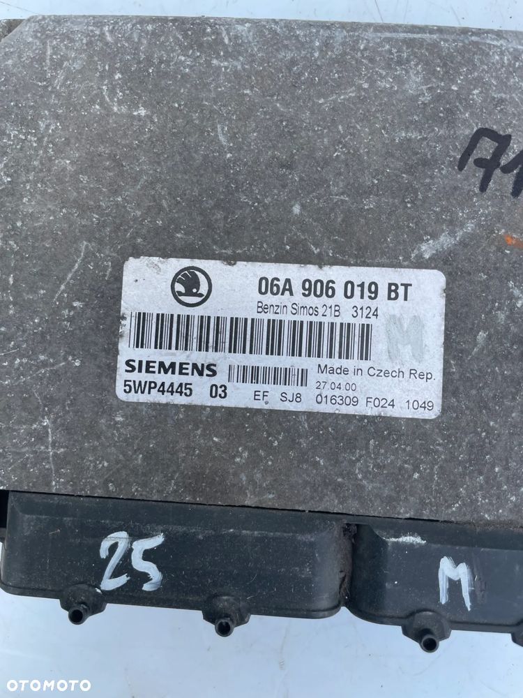 STEROWNIK SILNIKA SKODA OCTAVIA I 1.6 06A906019BT - 2