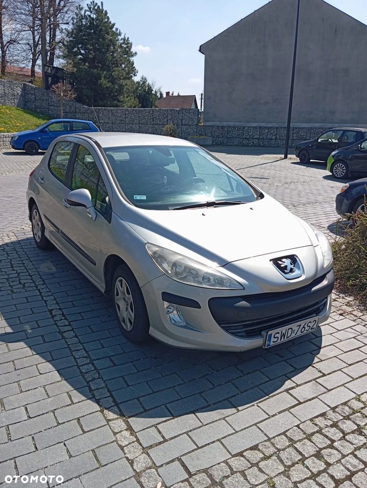 Peugeot 308 - 1