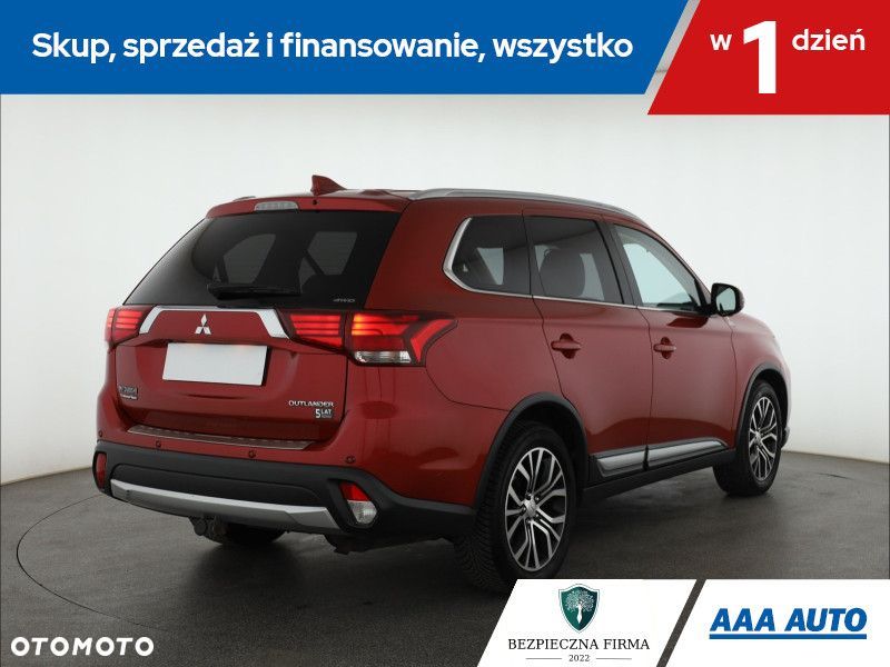 Mitsubishi Outlander - 7
