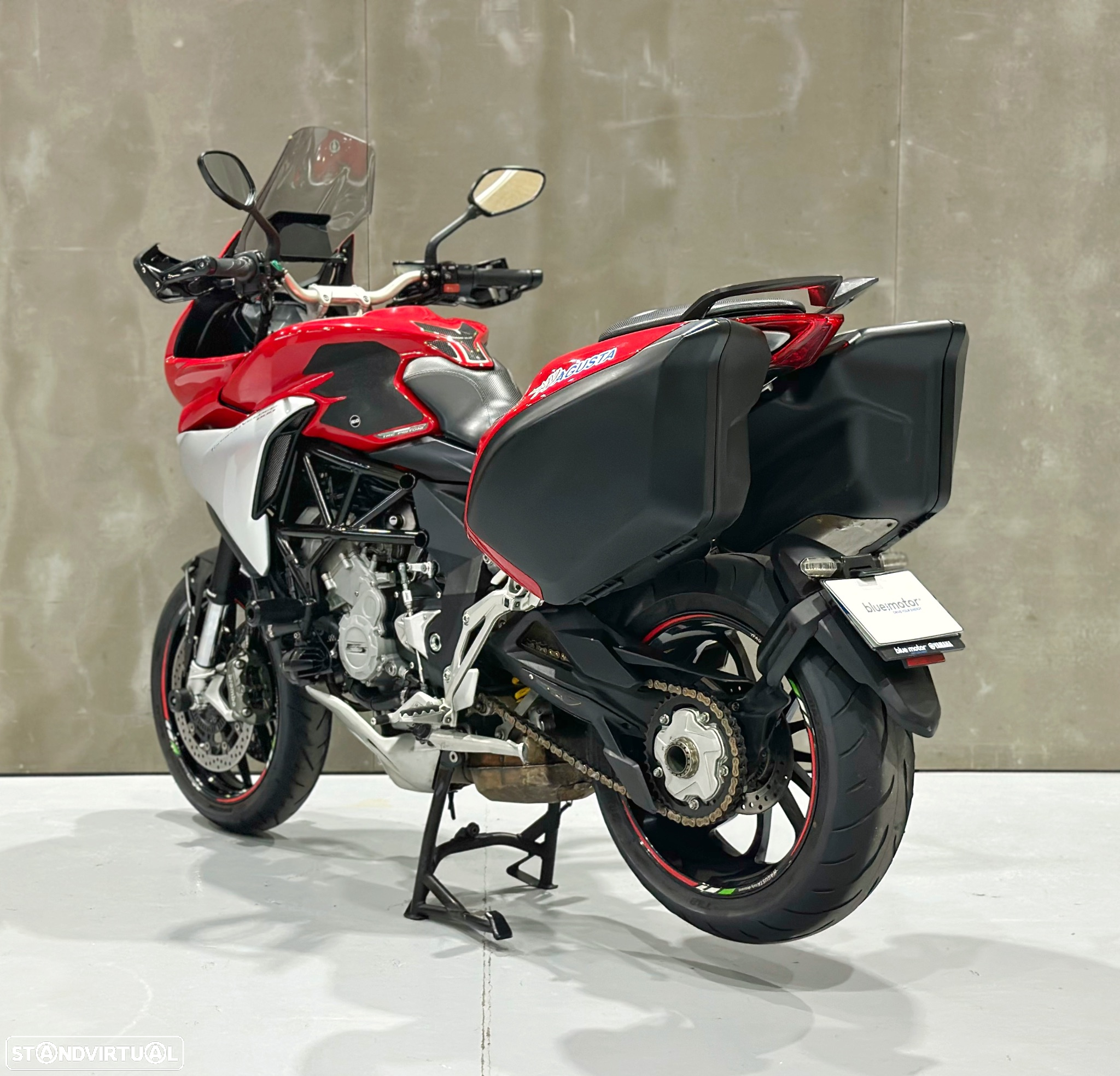 MV Agusta Turismo Veloce 800 - 10