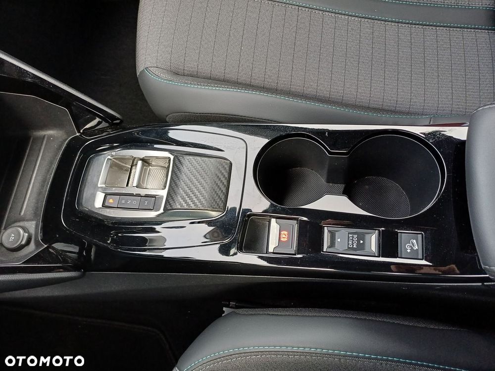 Peugeot 2008 1.2 PureTech Allure Pack S&S EAT8 - 15