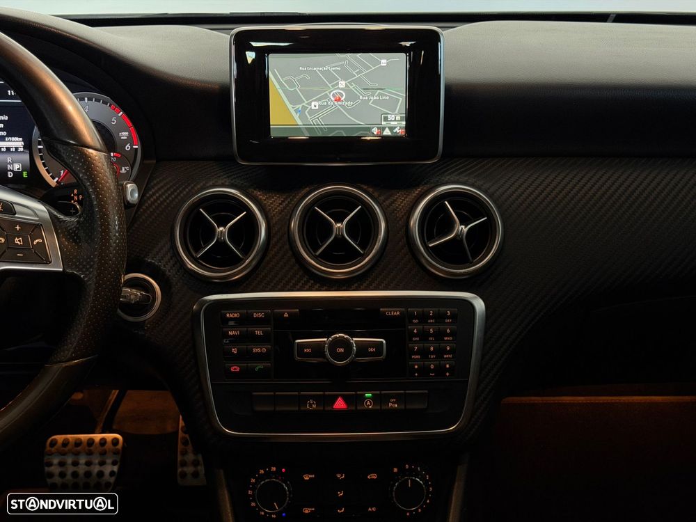 Mercedes-Benz A 180 CDI 7G-DCT AMG Line - 20