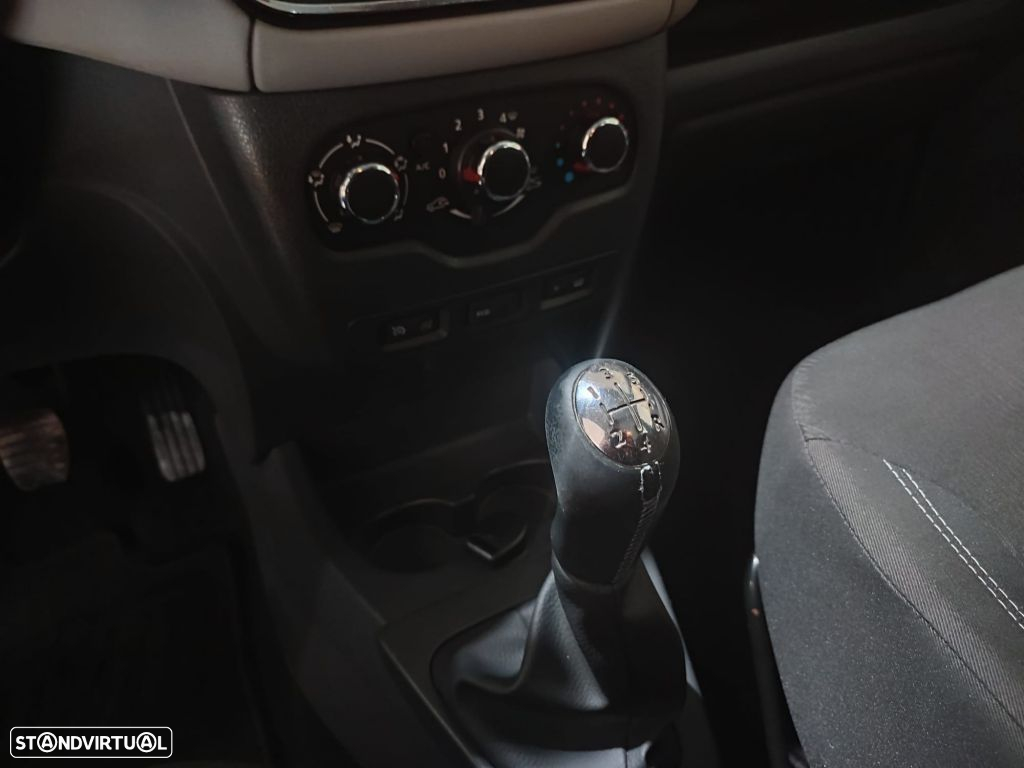 Dacia Lodgy 1.5 dCi Confort 7L - 14