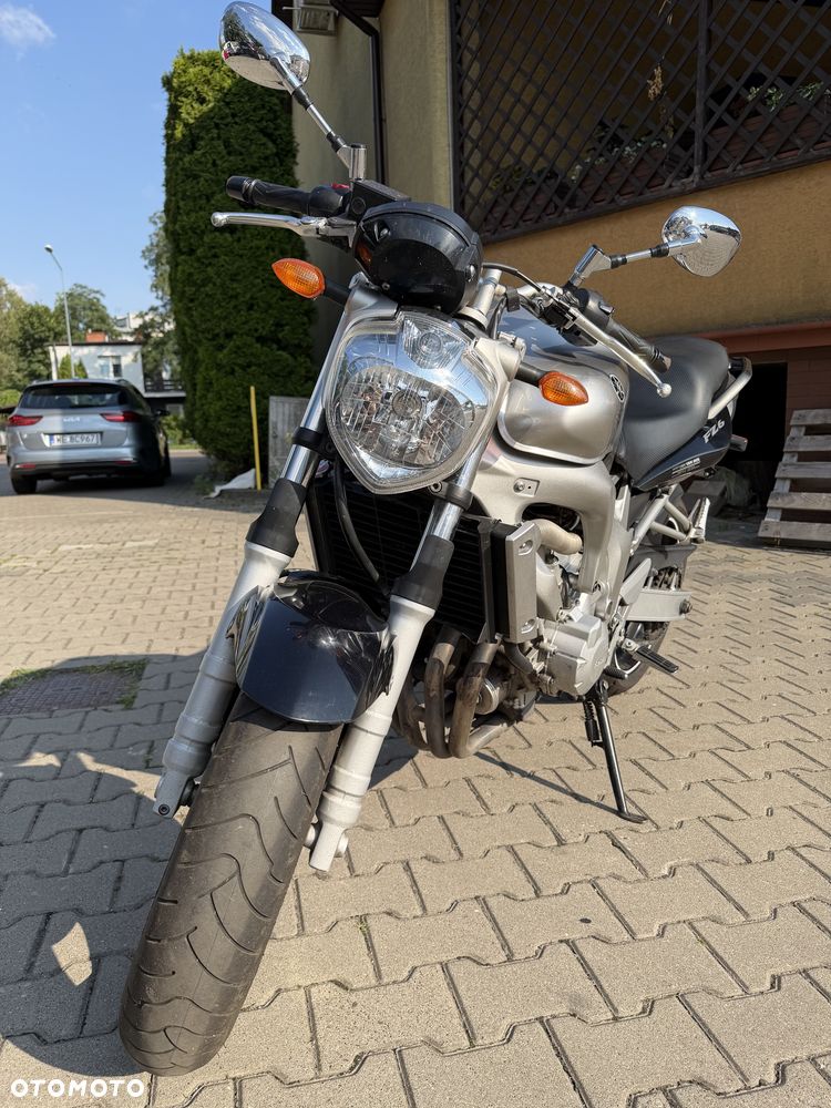 Yamaha FZ6 - 3