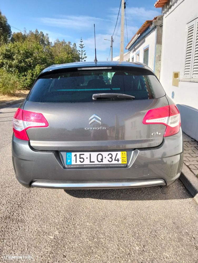 Citroën C4 1.6 HDi Exclusive - 8